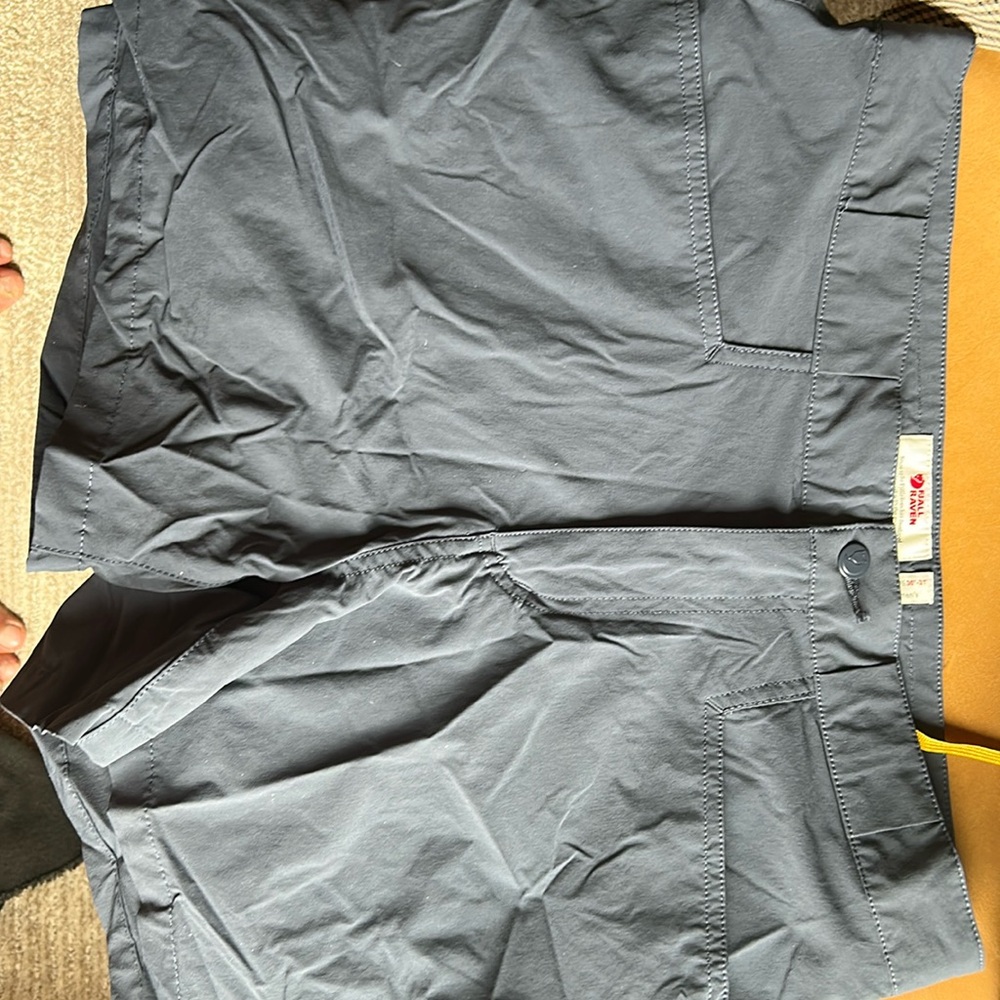 Fjallraven high coast shorts in navy
